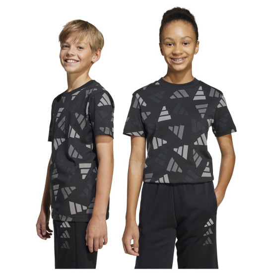 Adidas Παιδική κοντομάνικη μπλούζα Celebration Tee Adidas Παιδική κοντομάνικη μπλούζα Celebration Tee